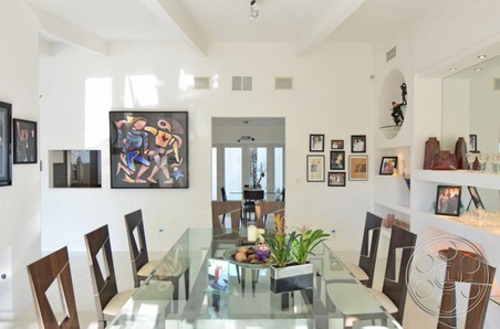 Enlarge photo 25