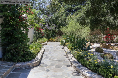 Enlarge photo 17