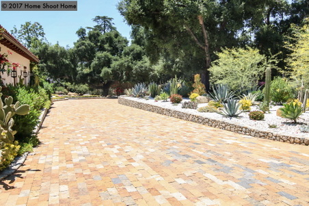 Enlarge photo 23