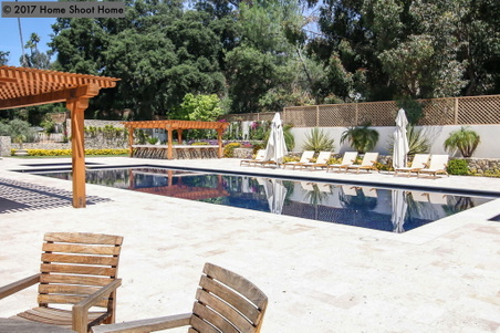 Enlarge photo 82