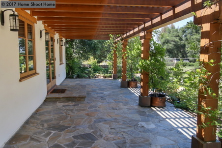 Enlarge photo 104