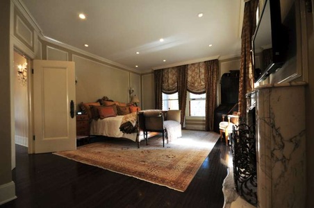 Enlarge photo 56
