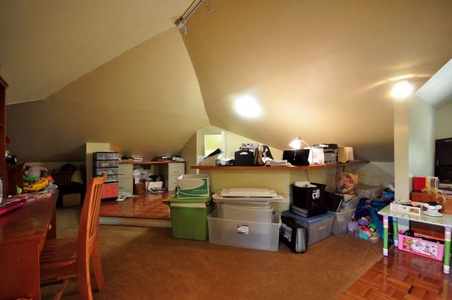 Enlarge photo 84
