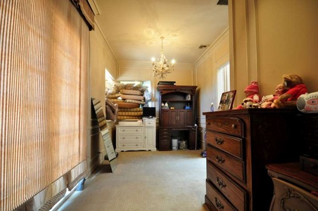 Enlarge photo 110