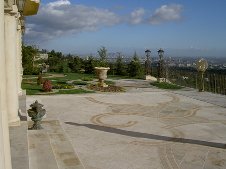 Enlarge photo 44