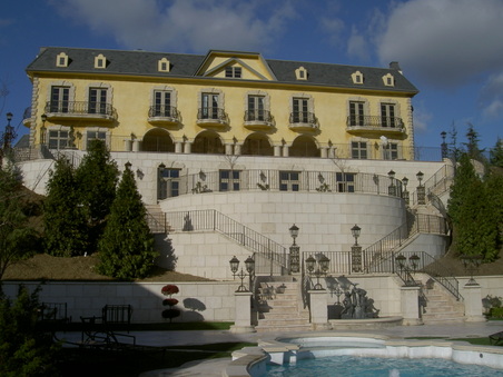 Enlarge photo 53