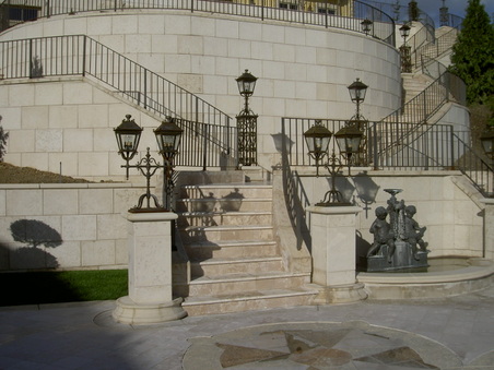 Enlarge photo 50