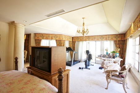 Enlarge photo 83