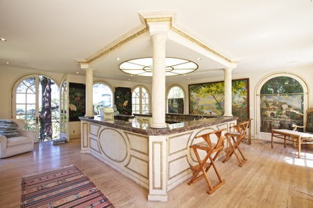 Enlarge photo 103