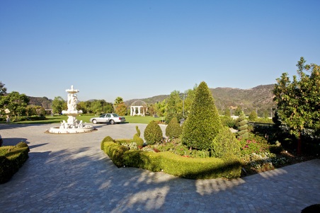 Enlarge photo 22