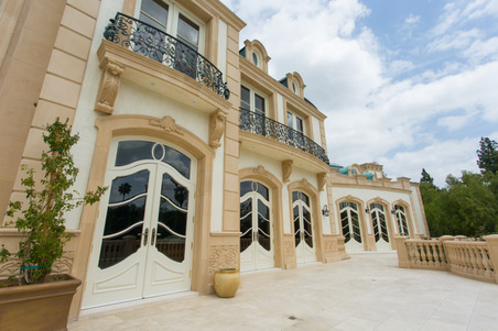 Enlarge photo 35