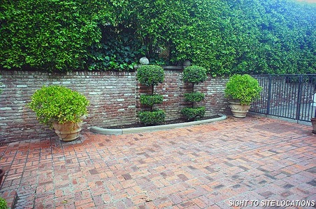 Enlarge photo 18