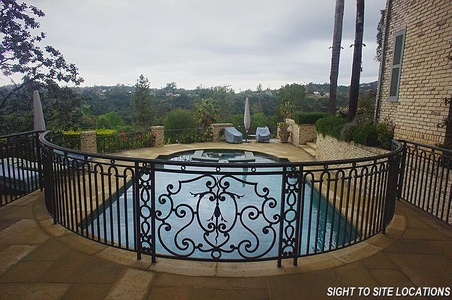 Enlarge photo 37