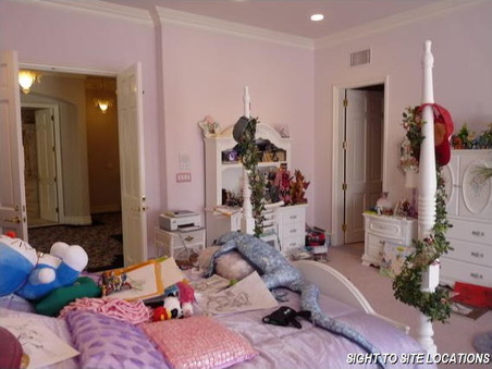 Enlarge photo 59
