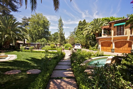 Enlarge photo 92