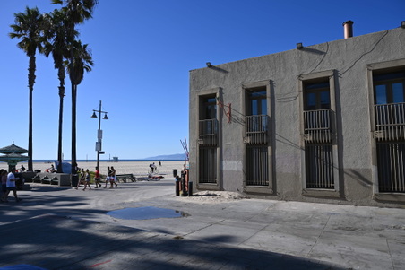 Enlarge photo 15