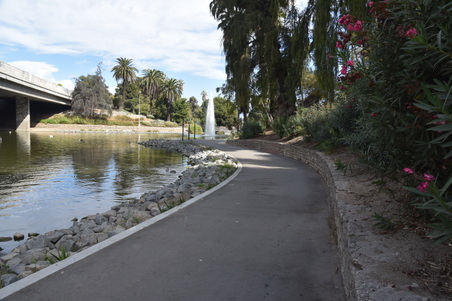 Enlarge photo 33