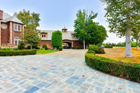 Enlarge photo 8