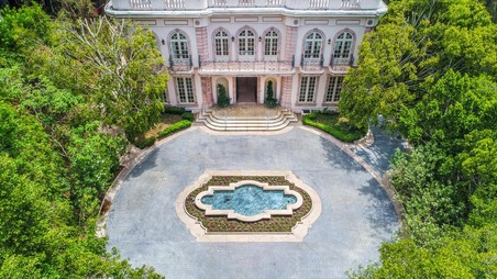 Enlarge photo 2