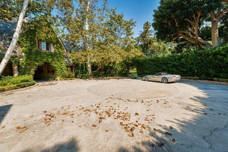 Enlarge photo 3