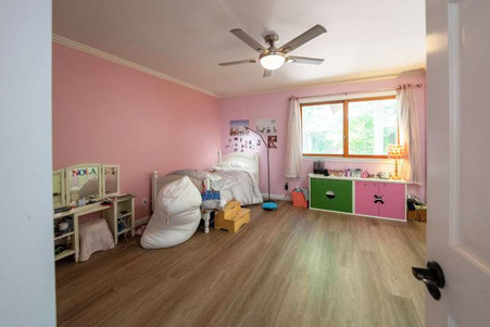 Enlarge photo 50