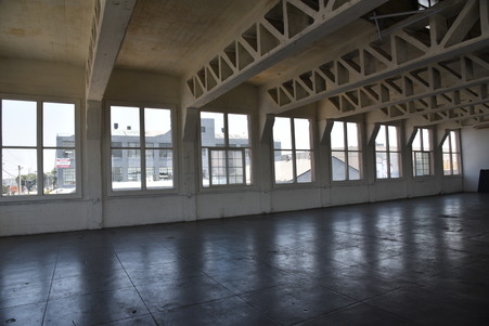 Enlarge photo 24