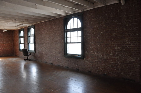 Enlarge photo 32
