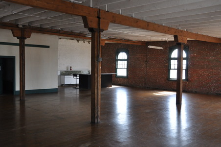 Enlarge photo 33