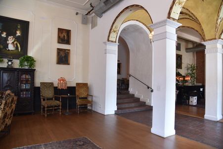 Enlarge photo 19