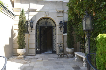 Enlarge photo 4