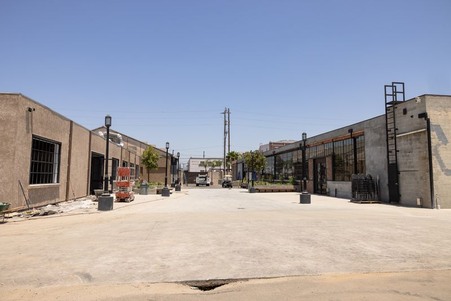 Enlarge photo 2