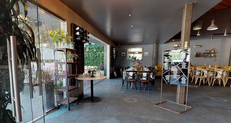 Enlarge photo 4