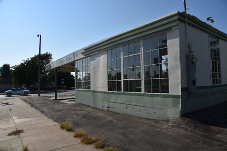 KC Altadena Gas Station
