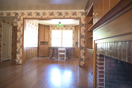 Enlarge photo 83