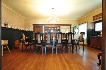 Enlarge photo 23