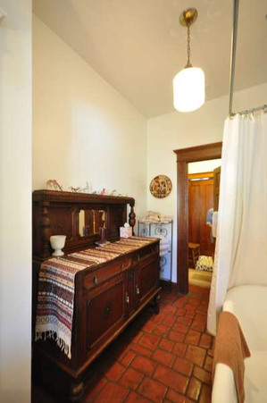 Enlarge photo 63