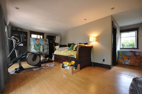 Enlarge photo 47