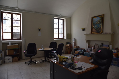 Enlarge photo 16