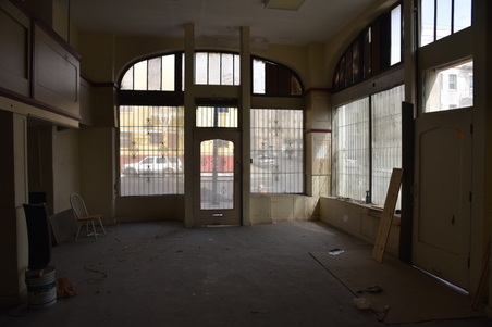 Enlarge photo 46