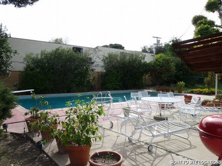 Enlarge photo 71