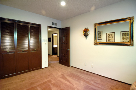 Enlarge photo 36