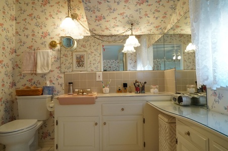 Enlarge photo 79