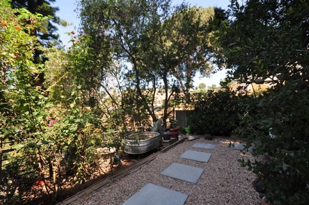 Enlarge photo 69