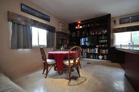 Enlarge photo 29