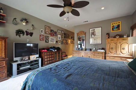 Enlarge photo 40