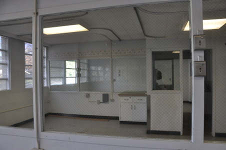 Enlarge photo 182