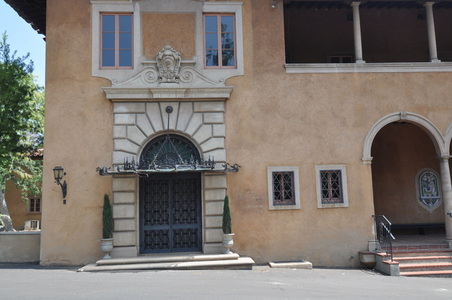 Enlarge photo 2