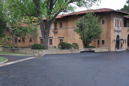 Enlarge photo 88