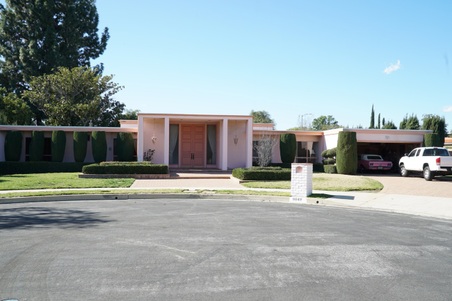 9849 Belmar Ave
