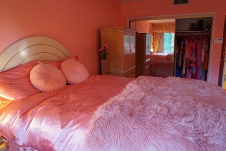 Enlarge photo 88